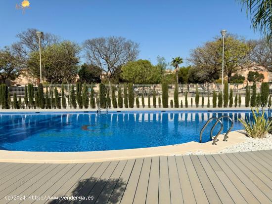 Oportunidad! Espectacular ático con gigantesco solarium privado y fantásticas vistas al mar + Gara