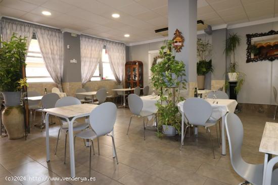  EXELENTE OPORTUNIDAD - RESTAURANTE EN TORREVIEJA - ALICANTE 