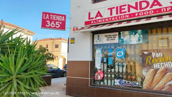 LOCAL COMERCIAL EN ESQUINA - ALICANTE