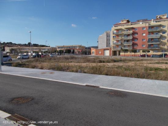  Parcela en zona escolar - TARRAGONA 