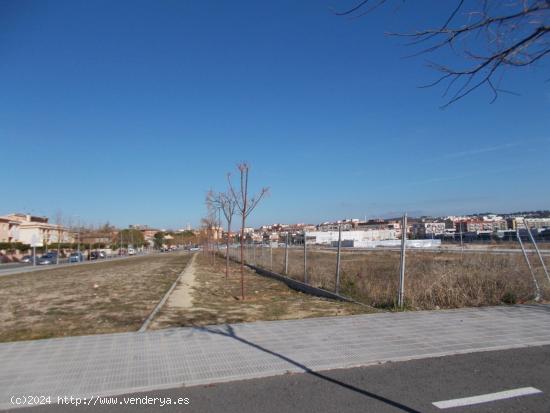 Parcela en zona escolar - TARRAGONA