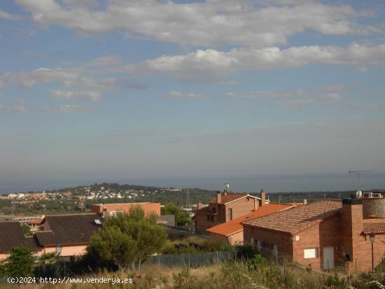 Terreno en la zona de Roda de barà - TARRAGONA