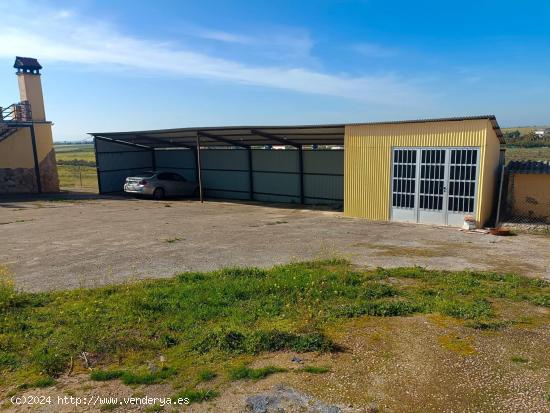 Dos casas de campo a 10 minutos de Cáceres - CACERES