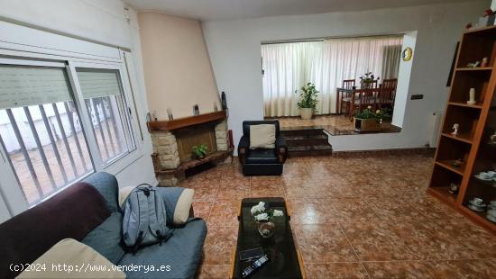  Por el precio de un piso, puedes vivir en un chalet (zona Collbató) - BARCELONA 