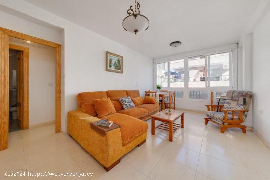 APARTAMENTO DE 3 DORMITORIOS JUNTO AL PASEO MARITIMO!! - ALICANTE