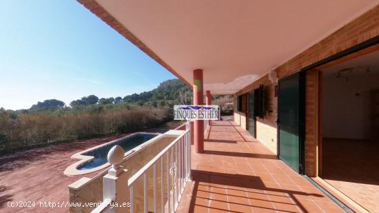 CHALET EN URB PLANES DEL PUIG DE CASTELLVELL DEL CAMP - TARRAGONA