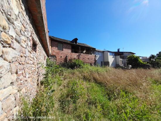 CASA RUSTICA CON TERRENO EN DEHESAS - LEON