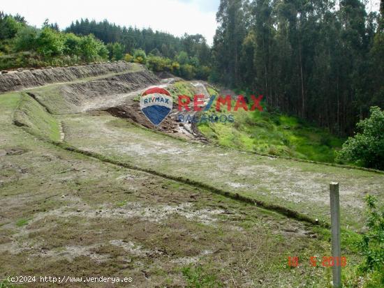 Terreno urbanizable con proyecto y licencia de obras. - PONTEVEDRA