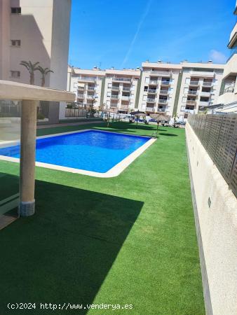 Acogedor apartamento en la Zona de La Loma de dos dormitorios con piscina comunitaria - MURCIA