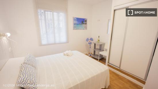 Encantador apartamento de 1 dormitorio en alquiler en Poblats Marítims - VALENCIA