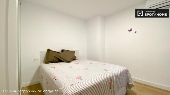 Se alquila preciosa habitación en piso compartido de 4 dormitorios en Algirós - VALENCIA