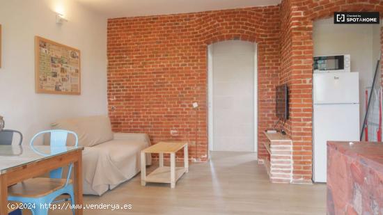 Apartamento de 2 dormitorios en alquiler en Madrid - MADRID