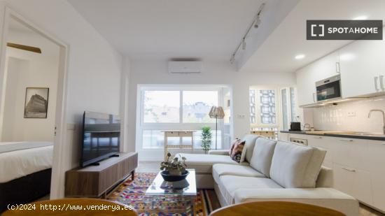 Precioso apartamento recién reformado de 1 dormitorio en alquiler en Colina, Madrid - MADRID