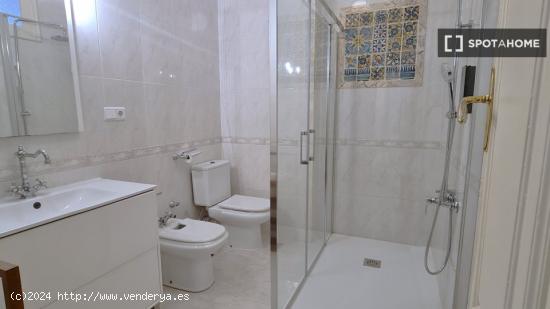 Apartamento entero de 1 dormitorio en València - VALENCIA