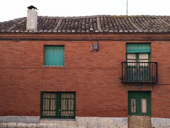  DISPONIBLE CASA PARA REFORMAR INTEGRAMENTE EN VILLOLDO - PALENCIA 