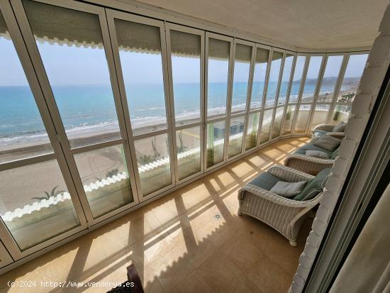 Espectacular apartamento en 1ª linea de Playa de San Juan - ALICANTE