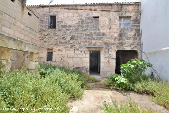 Casa de pueblo con garaje en venta. - BALEARES