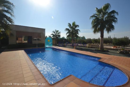 CASA DE CAMPO CON PARCELA DE 6000m2 CERCA DE LORCA - REF 2210 - MURCIA