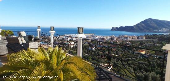  SE ALQUILA UNA VILLA DE LUJO EN ALTEA - ALICANTE 