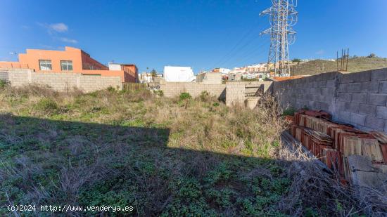 TERRENO URBANO-RÚSTICO CON DOBLE ACCESO Y BIEN COMUNICADO - SANTA CRUZ DE TENERIFE