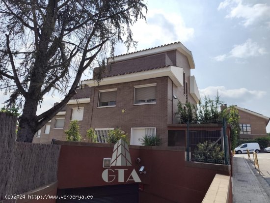 Unifamiliar adosada en venta  en Sant Cugat del Vallès - Barcelona