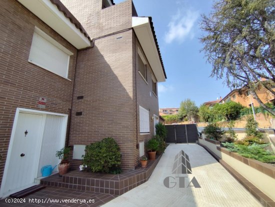 Unifamiliar adosada en venta  en Sant Cugat del Vallès - Barcelona