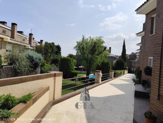 Unifamiliar adosada en venta  en Sant Cugat del Vallès - Barcelona