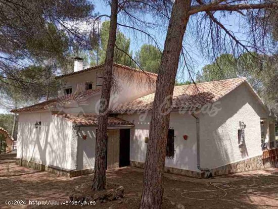 Casa-Chalet en Venta en Ayora Valencia