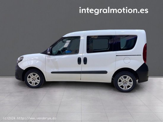 Fiat Doblo 1.3 JTDI Combi 80CV - Sada