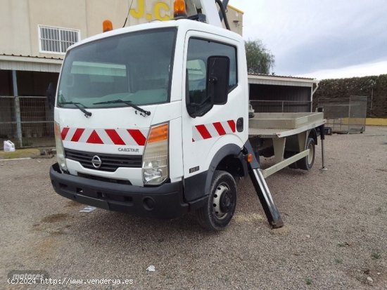 Nissan Cabstar 35.11 CON CESTA DE 18 M. de 2010 con 53.000 Km por 33.000 EUR. en Murcia