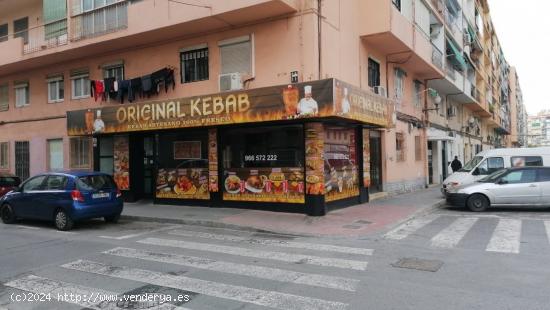  MÁGNIFICO LOCAL ESQUINA EN EL BULEVAR DEL PLA CON SALIDA DE HUMOS Y LICENCIA - ALICANTE 