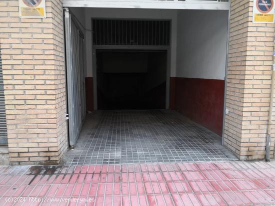  SE VENDE PLAZA DE GARAJE PARA 2 COCHES , FACIL MANIOBRA - ALICANTE 