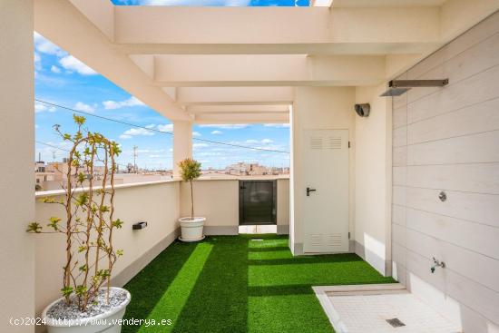 VENTA-OBRA NUEVA-TORREVIEJA-ÁTICO-2 DORMITORIOS-2 BAÑOS DESDE 189950 HASTA 370.000€ - ALICANTE