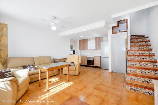 ESTUPENDO BUNGALOW DE 3 DORMITORIOS A 500M DE LA PLAYA DE LA MATA!!! - ALICANTE