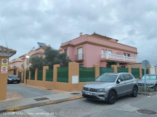 PAREADO EN CASINES DE PROCEDENCIA BANCARIA - CADIZ