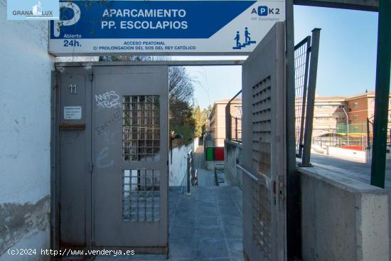 SE TRASPASA CONCESIÓN PLAZA DE PARKING EN EL CENTRO - GRANADA