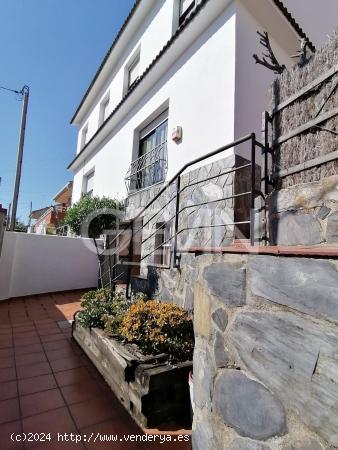 Casa en venta en La Florida de Santa Perpetua de Mogoda - BARCELONA