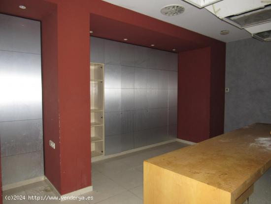 SE VENDE LOCAL COMERCIAL EN TERRASSA, ZONA CA N'ANGLADA - BARCELONA