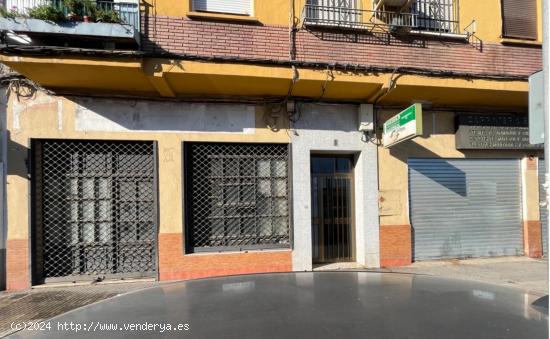 UN GRAN  LOCAL COMERCIAL EN AVENIDA VIRGEN DE LAS ANGUSTIAS - CORDOBA