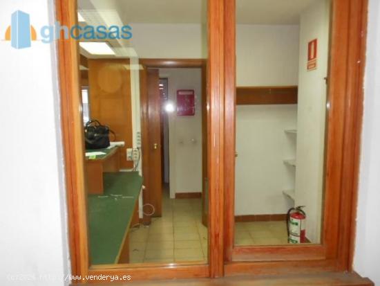 Local comercial en alquiler  en barrio de Numancia, Madrid - MADRID