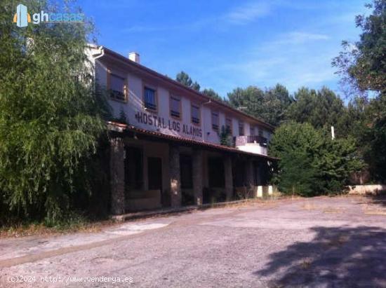 Edificio Hostal en venta en Sequeros, Salamanca - SALAMANCA