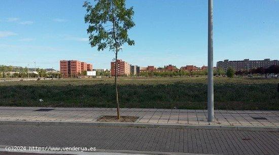 Terreno urbano en venta en URB. Los Santos Pilarica, Valladolid. - VALLADOLID