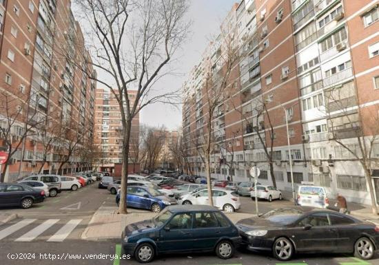 Terreno urbano en venta en el Barrio del Pilar, Madrid. - MADRID