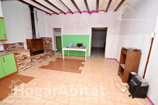 ¡GRAN OPORTUNIDAD! 2 CASAS EN UNA CON TERRAZA Y JARDÍN - CASTELLON