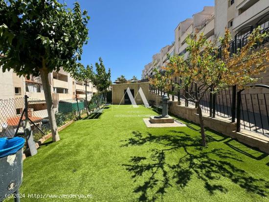 SE VENDE PLANTA BAJA  EN ALTORREAL CON 50 M2 DE EXTERIOR - MURCIA