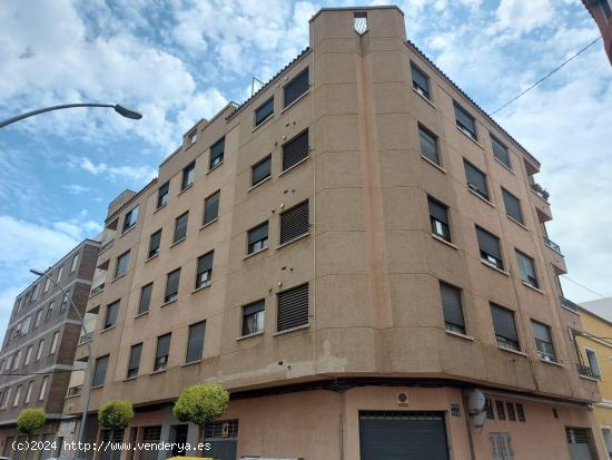 VIVIENDA LUMINOSA PARA ENTRAR A VIVIR - CASTELLON