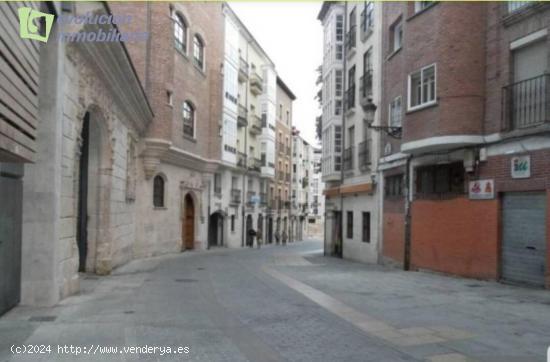 SE VENDE LOCAL EN BURGOS, CENTRO HISTORICO!!! - BURGOS