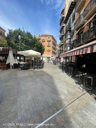 Local en la plaza de las flores, Murcia. - MURCIA