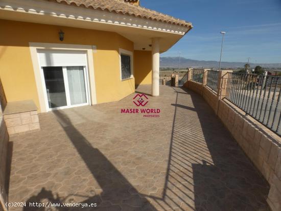 Chalet en venta en El Pareton - MURCIA