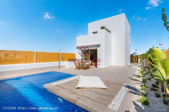 VILLAS DE OBRA NUEVA DE ESTILO IBICENCO EN LOS ALCAZARES - MURCIA